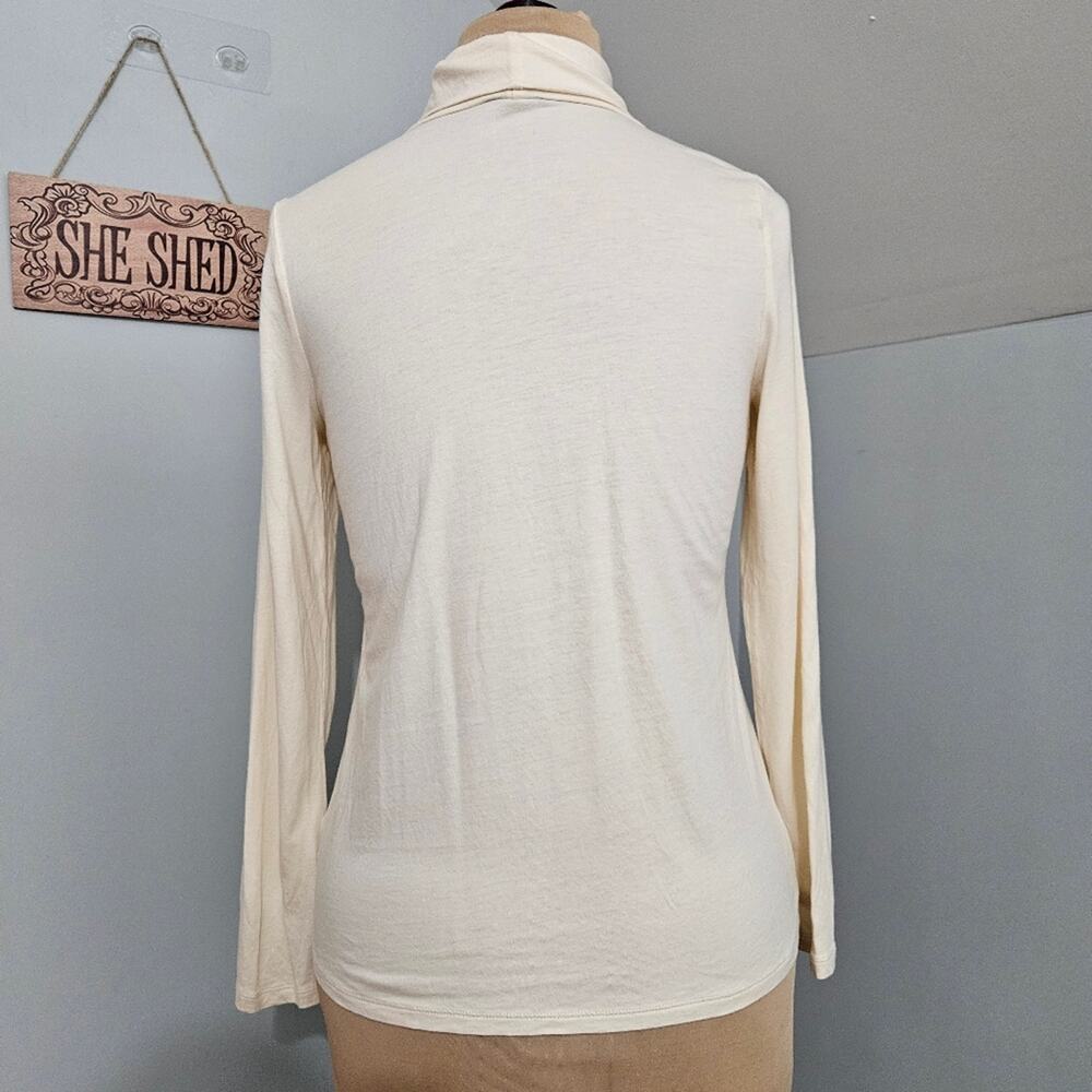 Talbots Cream Turtleneck Long Sleeve Top Medium Women’s Rib Knit Soft Stretch - Picture 4 of 13